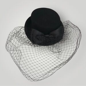 Mini Top Hat Fascinator